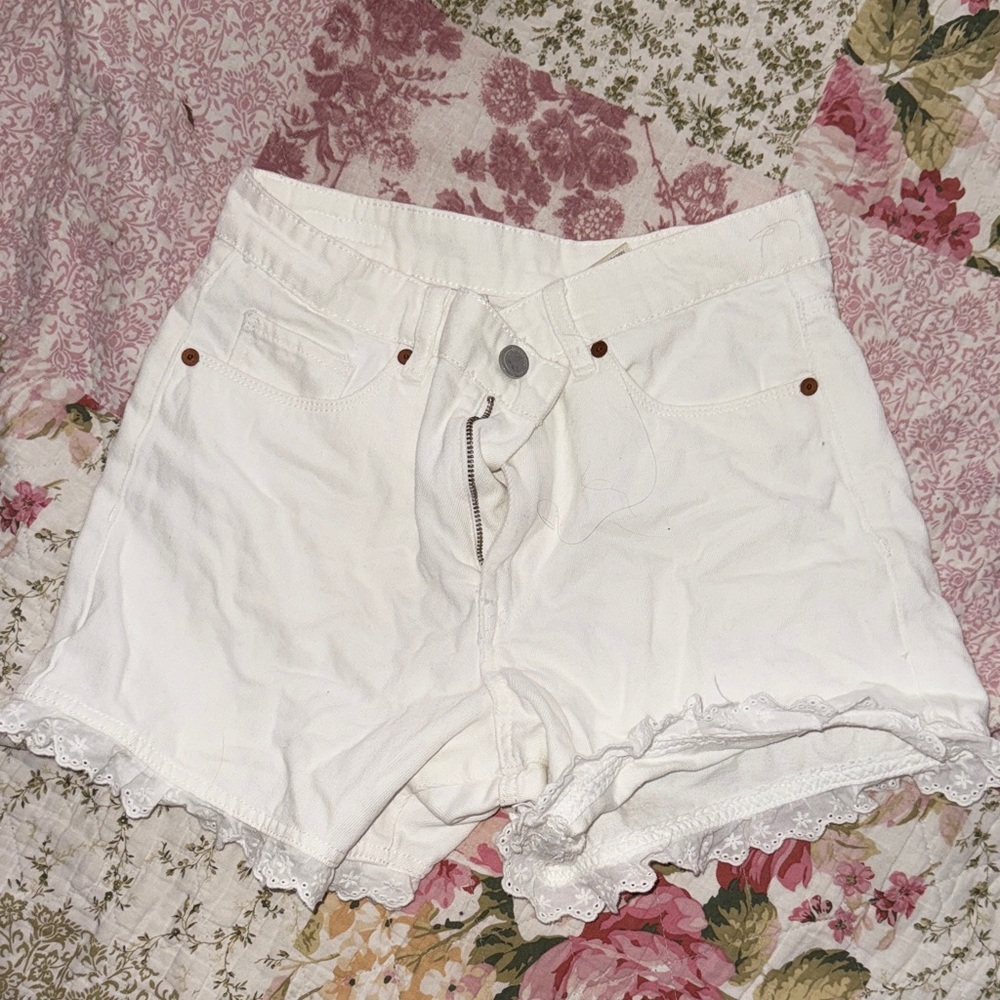 Blank NYC White Lace Trim Jean Shorts